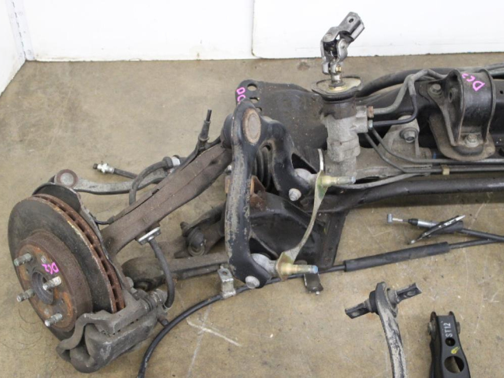 JDM 94–01 HONDA/ACURA INTEGRA DC2 BRAKES, WHEEL HUBS, CALIPER, CONTROL ARMS, FRONT SUBFRAME WITH COMPLETE SUSPENSION, REAR SUSPENSION: Image 4