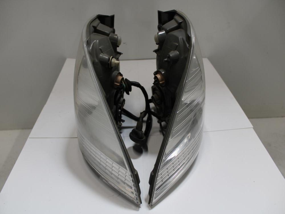 JDM Lexus Is300 LEFT/Right Tail Lights 2001-2003 Toyota Altezza both sides.: Image 9