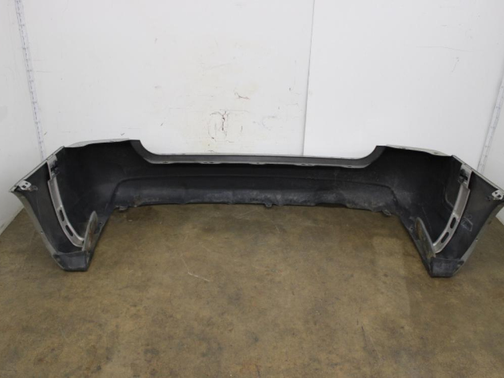 JDM 03-08 Subaru Forester REAR BUMPER: Image 5