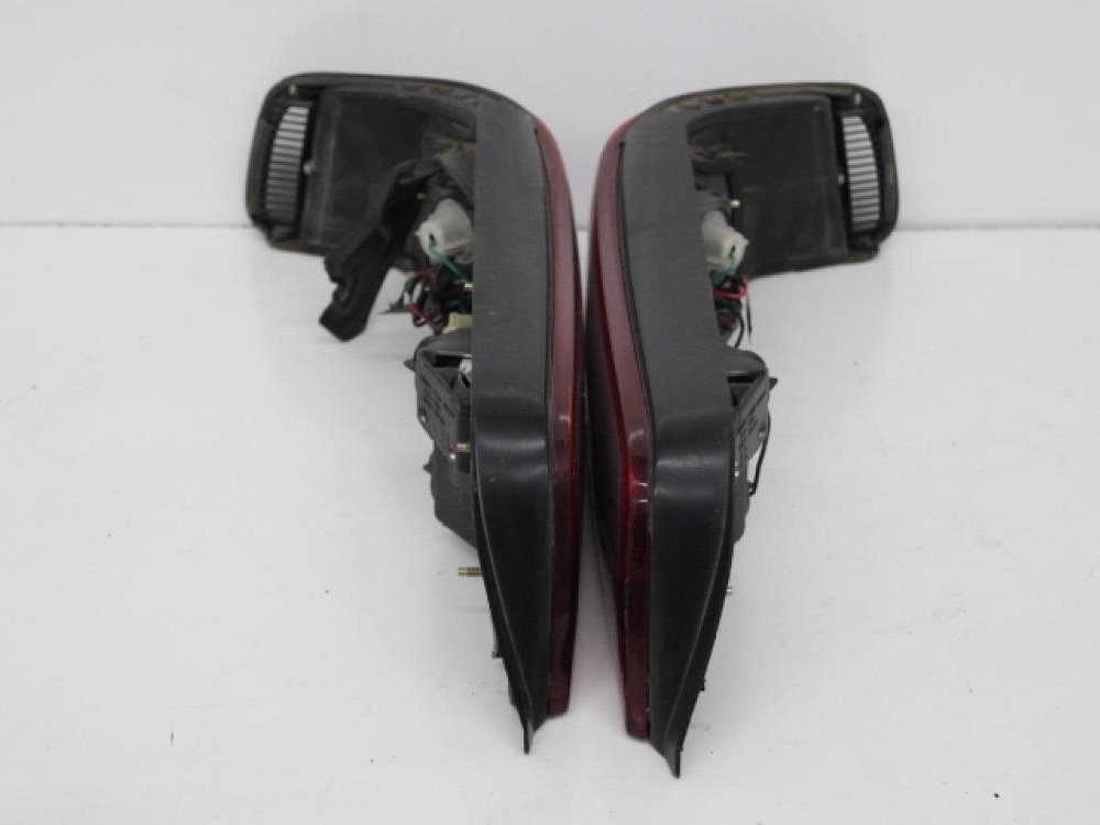 JDM 90-93 HONDA INTEGRA TAIL LIGHTS: Image 4