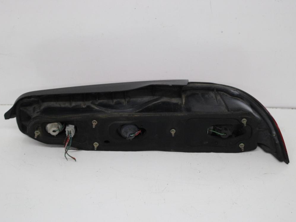 JDM 94–01 HONDA INTEGRA DC2 DRIVER TAIL LIGHT: Image 1