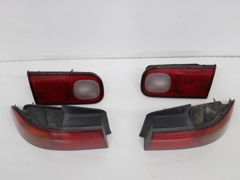 JDM 94–01 HONDA INTEGRA DC2 TAIL LIGHTS SADAN: Image 3