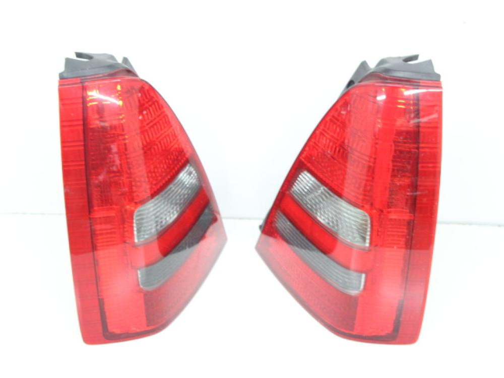 JDM 03-08 SUBARU FORESTER SG9 TAIL LIGHTS: Image 3