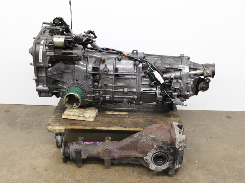 JDM 2002-2005 SUBARU IMPREZA WRX 5SPEED M/T WITH REAR DIFF: Image 9