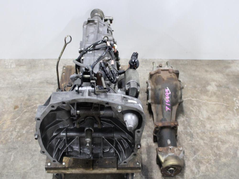 JDM 2002-2005 SUBARU IMPREZA WRX 5SPEED M/T WITH REAR DIFF AXLE-MALE: Image 4