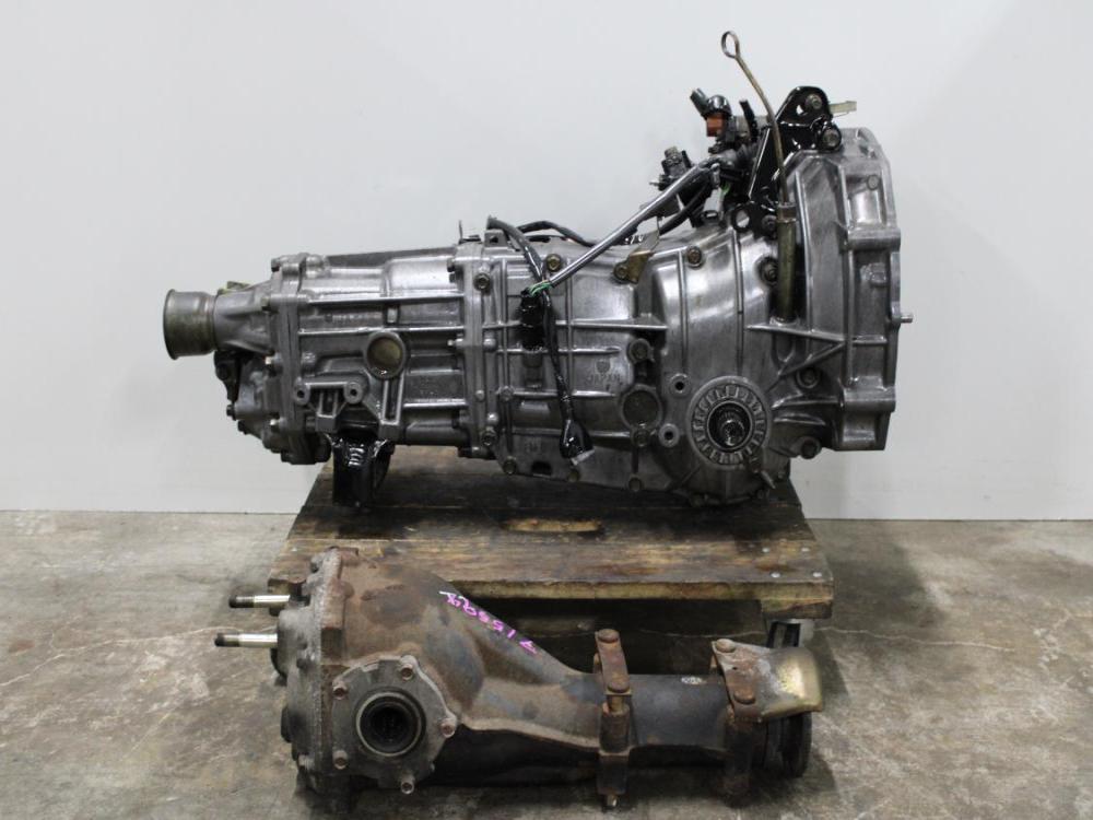 JDM 2002-2005 SUBARU IMPREZA WRX 5SPEED M/T WITH REAR DIFF AXLE-MALE: Image 8