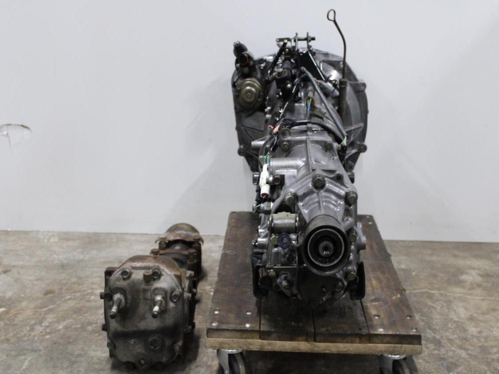 JDM 2002-2005 SUBARU IMPREZA WRX 5SPEED M/T WITH REAR DIFF AXLE-MALE: Image 11